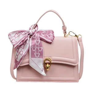 Borsa a tracolla in pelle PU rosa con manico a foulard e fibbia dorata