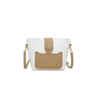 Borsa a secchiello minimalista bianca e kaki con tracolla e tasca frontale