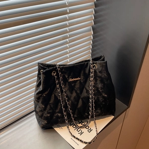 Quilted Rhombus Shoulder Bag Women PU Leather Large Capacity Tote With Gold Metal Chain Strap Casual Commute Magnetic Buckle
