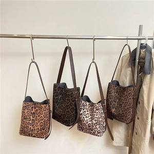 Retro leopard print suede tote bag with large capacity and slim shoulder strap