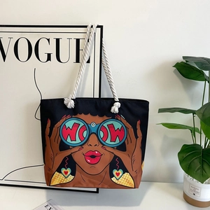 Borsa tote classica in tela nera con stampa pop art e manici in corda di cotone bianco