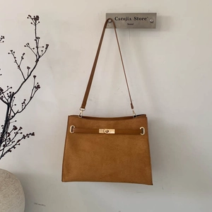 Braune Wildleder-Einkaufstasche mit goldenem Drehverschluss für Damen Schultertasche