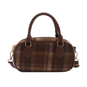 Klassische Boston-Handtasche aus karierter Wolle mit braunen Ledergriffen und Gold-Hardware
