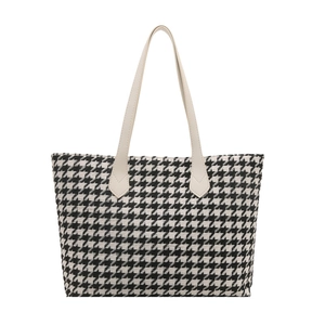 Chic houndstooth pattern large tote bag with cream leather handles for daily commuting