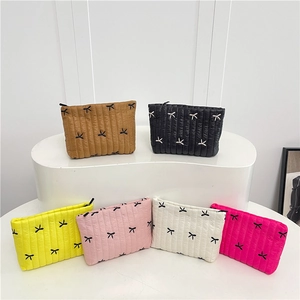Quilted Bow Embroidery Clutch Bag Large Capacity Makeup Organizer Zippered Pouch For Women Elegant Kawaii Chic Accessory