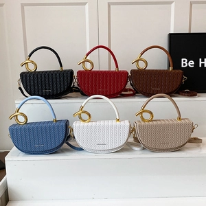 Woven PU Leather Half Moon Handbag Gold Metal Ring Handle Saddle Crossbody Bag Fashion Retro For Women