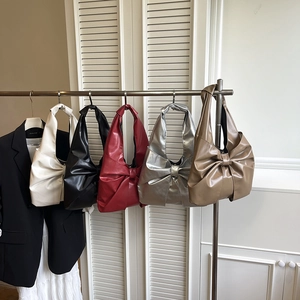 Sac Sous Le Bras Femme Nœud Cuir PU Plissé Doux Style Coréen Sac À Main Épaule Simple Grand Nœud Élégant Décontracté