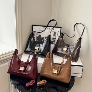 Glossy PU Leather Underarm Shoulder Bag Retro Hobo Half Moon Chic Minimalist Handbag With Gold Square Metal Buckle