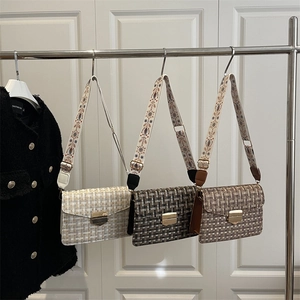 Sac Bandoulière Vintage En Tweed Pour Femmes Avec Large Bandoulière Brodée Fermoir Métallique Élégant Sac À Épaule