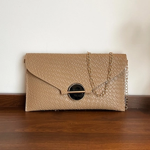 Elegant khaki embossed leather envelope bag with gold chain and round metal buckle
