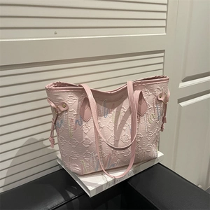 Borsa tote rosa in similpelle con ricamo a onde colorate e dettagli a coulisse