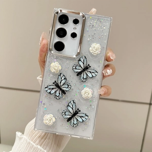 Detail view of transparent S24 Ultra case with 3D white roses and silver glitter