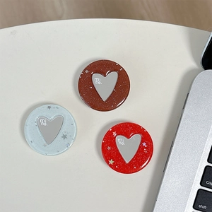 Set di supporti per cellulare glitterati a forma di cuore in resina marrone e blu