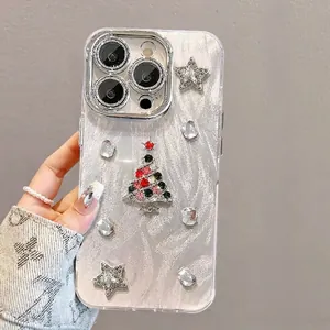 Coque iPhone sapin de Noël scintillante avec strass 3D et finition texture perle