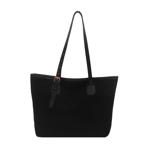 Grand sac fourre-tout noir en cuir suédé mat avec bandoulière réglable pour le bureau