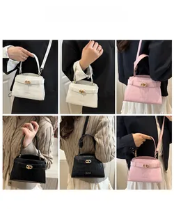 Détails des sacs bandoulière multicolores motif crocodile avec fermoir rotatif en métal
