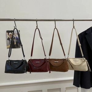 Minimalistische rechteckige Umhängetaschen für Damen in vier Farben mit Doppelriemen