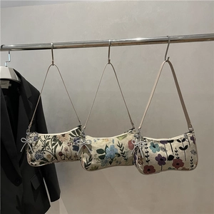 Vintage Floral Jacquard Underarm Bag For Women Retro Special Material Shoulder Bag Pearl Bow Pendant Aesthetic Baguette Bag