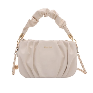 Sac nuage plissé beige à la mode avec poignée souple et bandoulière en chaîne dorée