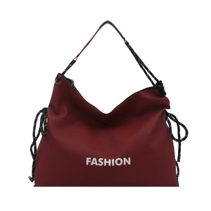 Große dunkelrote Canvas-Schultertasche mit modischem Aufdruck und gestreiftem Kordelzug