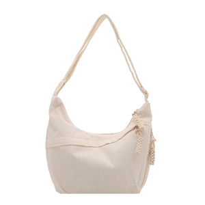 Sac hobo demi-lune en velours côtelé beige avec bandoulière réglable et fini texturé