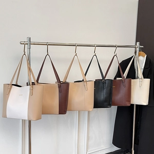 Grand sac cabas élégant en six couleurs en cuir de qualité avec logo doré raffiné