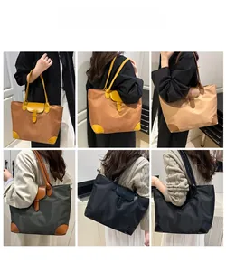 Dettagli delle borse tote in nylon con finiture in pelle in quattro diverse varianti