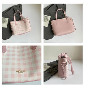 Dettagli della borsa tote a quadretti rosa con coulisse laterali e design a contrasto