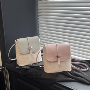 Sweet Women Shoulder Bag PU Leather Heart Shaped Buckle Cute Cat Bow Print Contrast Color Trendy Crossbody Handbag