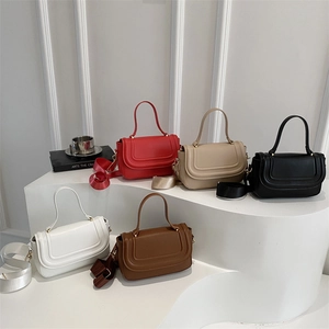 Petit Sac Bandoulière Carré Femme Cuir PU Large Sangle Rabat Design Surpiqûre Sac À Main Chic