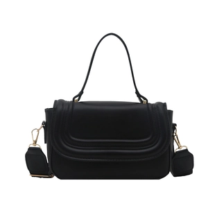 Sac à main carré noir minimaliste en cuir mat avec matériel doré et bandoulière large