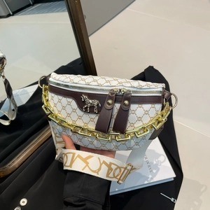French retro chest bag with geometric pattern, horse carriage logo and gold chain