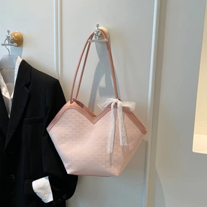 Sac fourre-tout rose avec nœud en dentelle blanche et ouverture en V, style automne