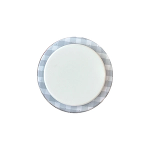 Minimalist magnetic phone socket with grey plaid pattern for secure grip and stand