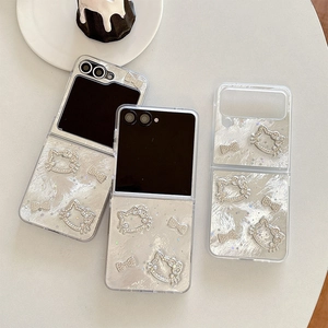 Close-up of sparkling rhinestone bow bear phone case for Samsung Z Flip series