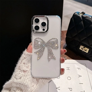 Coque luxe transparente avec papillon en strass pour iPhone 16 Pro Max effet brillant