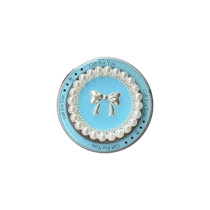 Support de téléphone bleu clair avec nœud argenté, perles et texte Gift For You