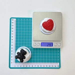 Detailed size measurement of sparkling rhinestone heart and bear phone sockets with white fur