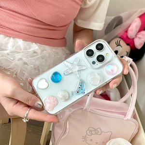 Détails des ornements 3D de coquillages et d'étoiles de mer sur la coque de téléphone