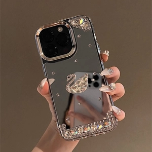 Custodia per iPhone a specchio con cigno di strass e bordi metallici lucidi