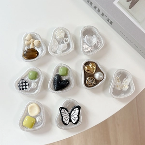 Blumen und Schmetterling Handyhalterung Set mit Herz und Schleife Harz Ornamenten Dekor