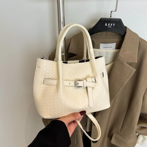 Chic cream woven texture bucket bag with silver buckle and detachable shoulder strap