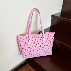 Pink tote bag with cherry floral print and large capacity for daily commuting wear