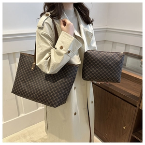 Classic patterned tote bag and matching pouch set with long shoulder straps for women