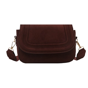 Borsa a tracolla retrò in pelle scamosciata marrone con tracolla larga e dettagli oro