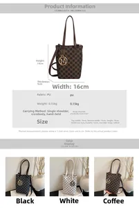 Vue détaillée du grand sac cabas rétro montrant la texture du cuir PU et les mesures