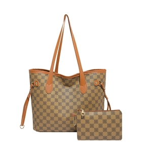 Retro checkered tote bag with floral print and matching small pouch for daily commute