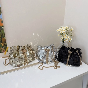 Sac Seau Femme À Paillettes Brillantes Cordon Bandoulière Sac À Main Chaîne Métallique Décoration Künstliche Perles Fête Mode