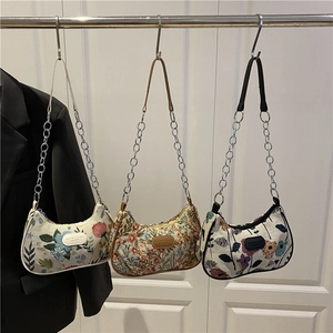 Sac Sous L'Aisselle Jacquard Floral Vintage Pour Femmes Sac Hobo Croissant Avec Chaîne En Métal Et Bandoulière En PU