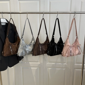 Sacs à bandoulière tendance avec nœud pour femmes en satin argent, noir, marron et rose